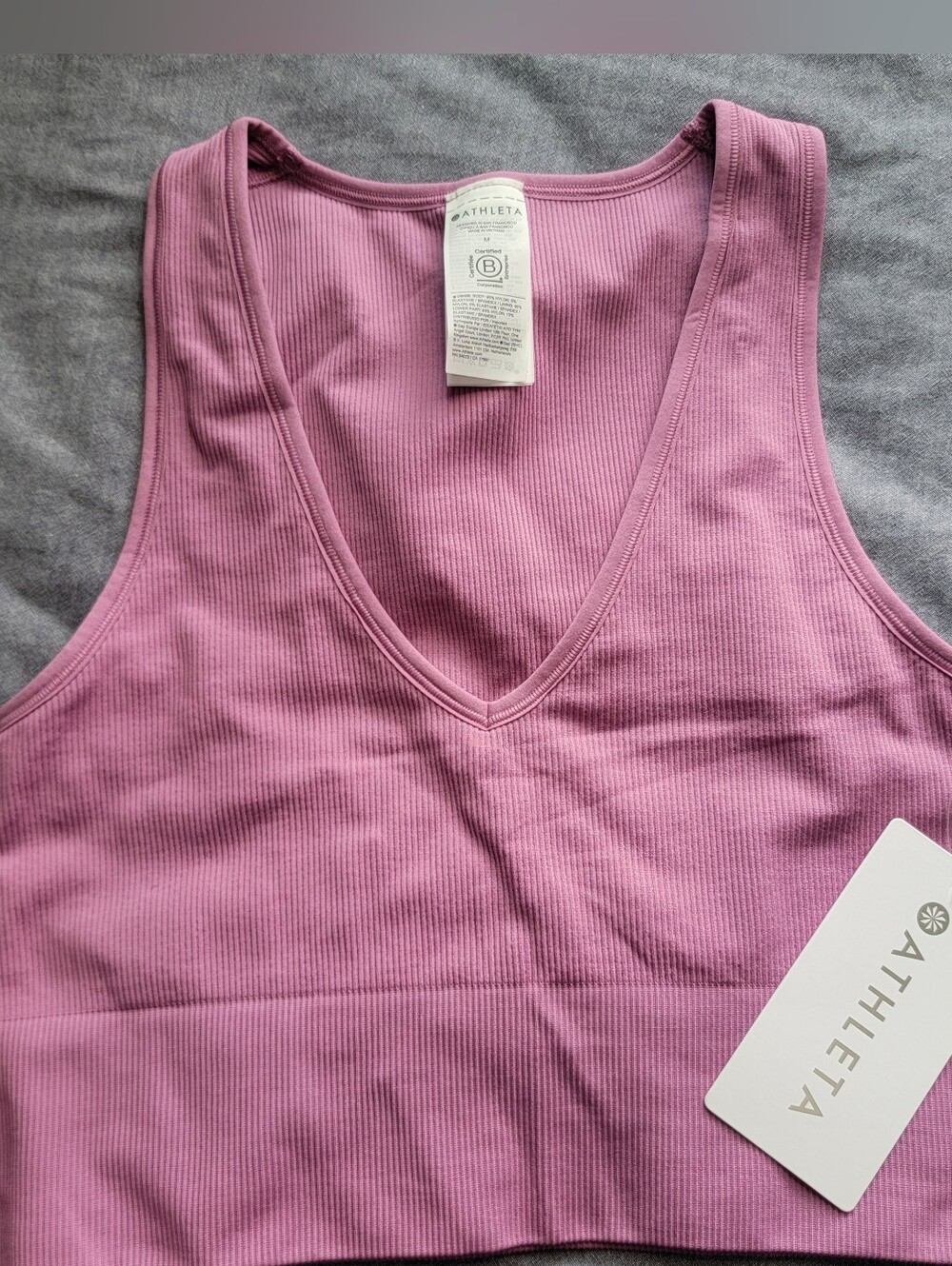 New With Tags Athleta Aurora Seamless Crop Rib Tank Medium